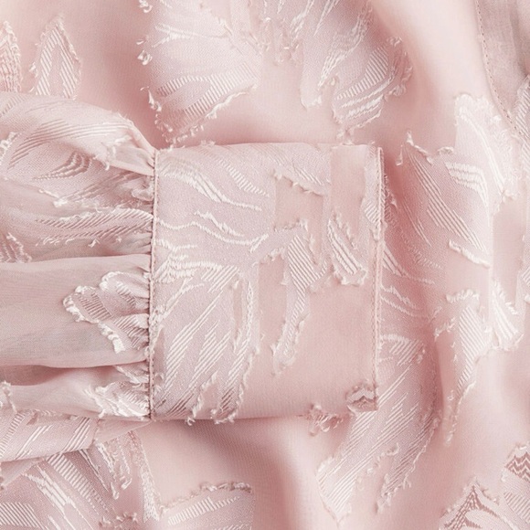 H&M JACQUARD-WEAVE BLOUSE Soft Pink Floral Size L - Picture 6 of 16